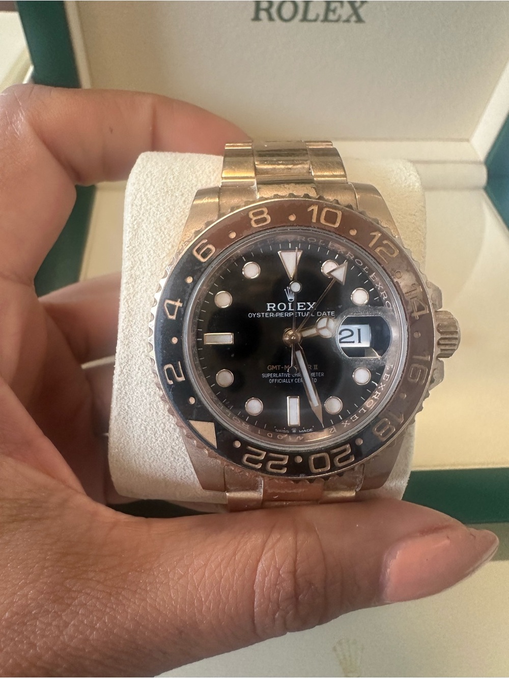 2018 Rolex  Rosé 18 Karat Gmt-Master II “Rootbeer” Brown/Black Cerachrom Bezel